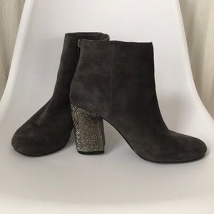 reaction kenneth cole sparkly suede booties sz 9.5